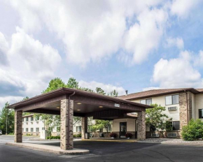 GrandStay Hotel & Suites Minocqua